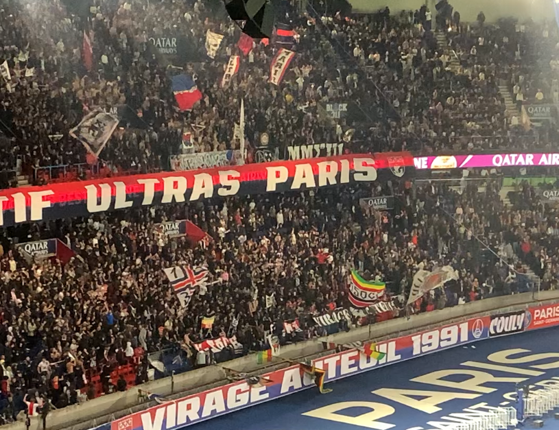 Regarder la vidéo PSG-Strasbourg : de nouveaux chants homophobes au Parc des Princes