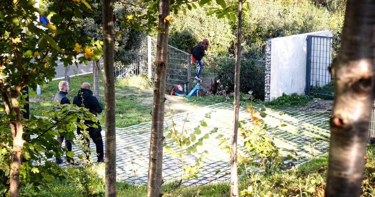 in Paris, employees escorted by security guards in a neighborhood undermined by drug addiction