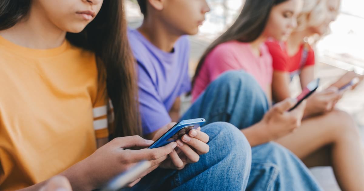Snapchat et TikTok captent la moitié du temps passé en ligne par les 12-17 ans