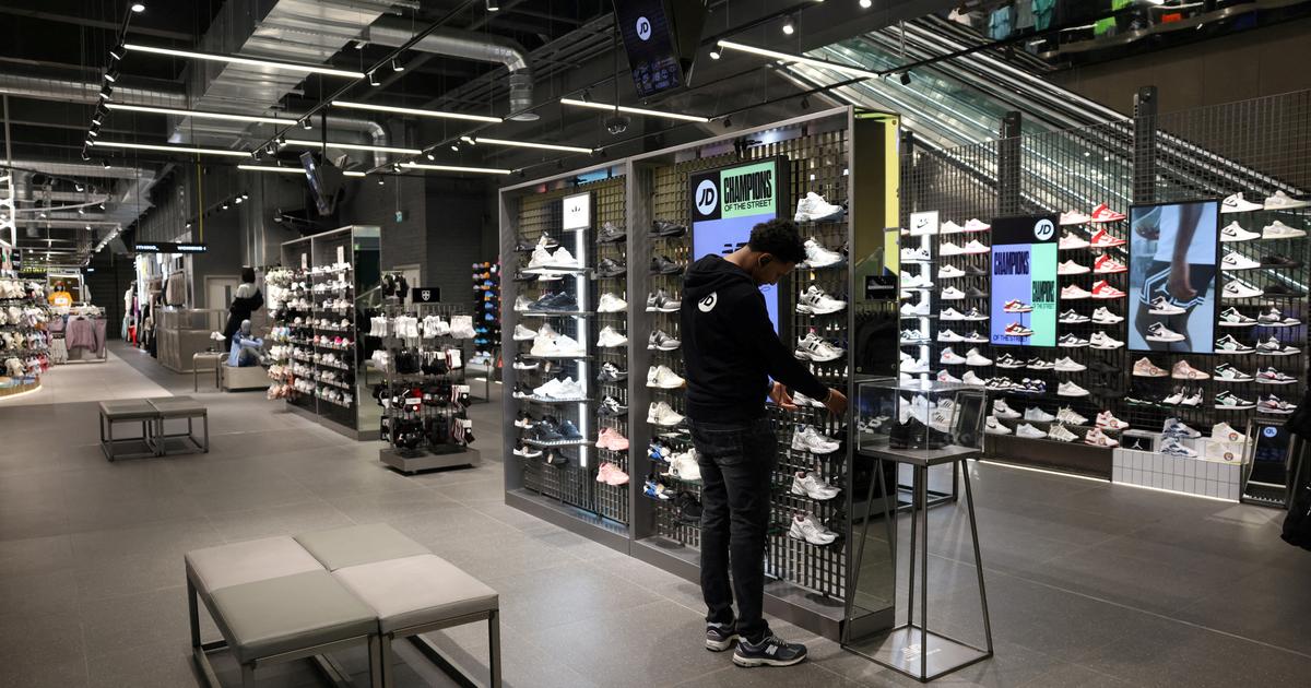 Prêt-à-porter : l'enseigne de chaussures de sport Courir racheté par JD Sports