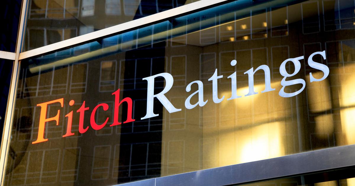 フィッチ、口座の回復を弱める「非常に分断されたフランスの政治情勢」を警告