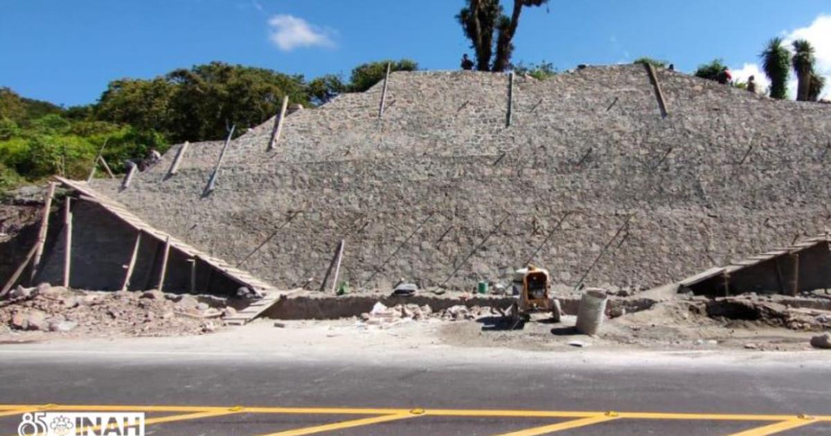 In Mexico, a thousand-year-old pyramid discovered during a highway widening project