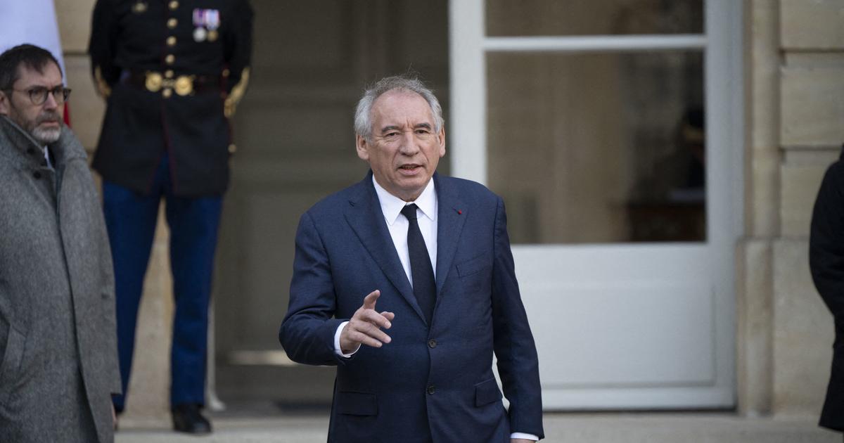 Regarder la vidéo Gouvernement : François Bayrou mise sur l’expérience pour tenter de durer