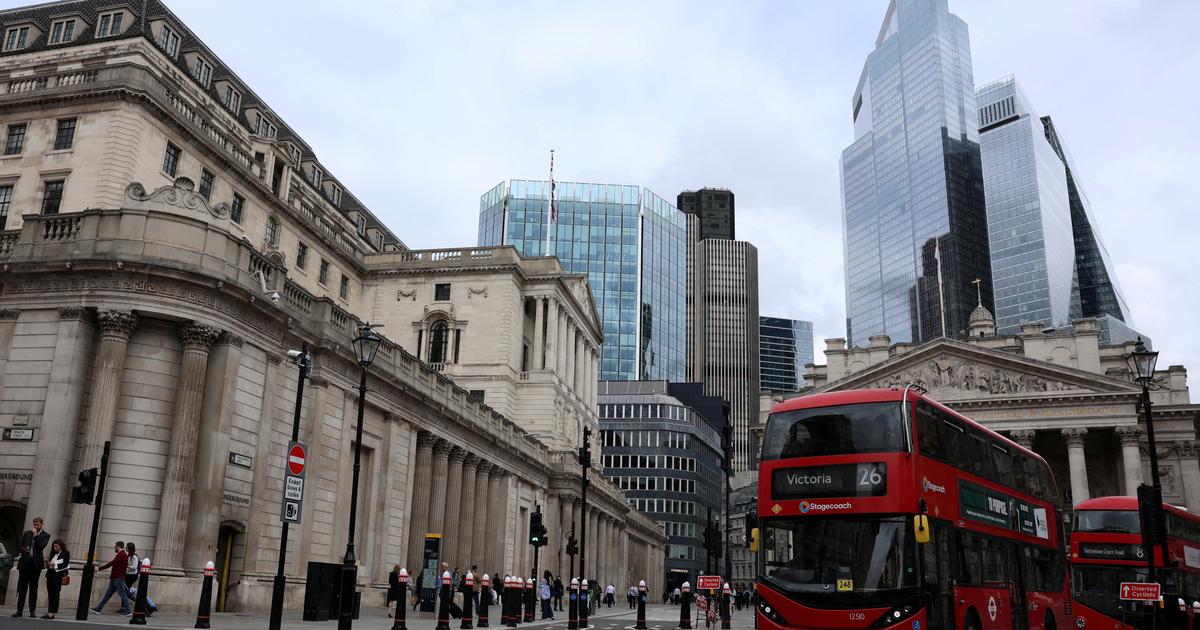 英国政府の30年借入金利、1998年以来最高水準