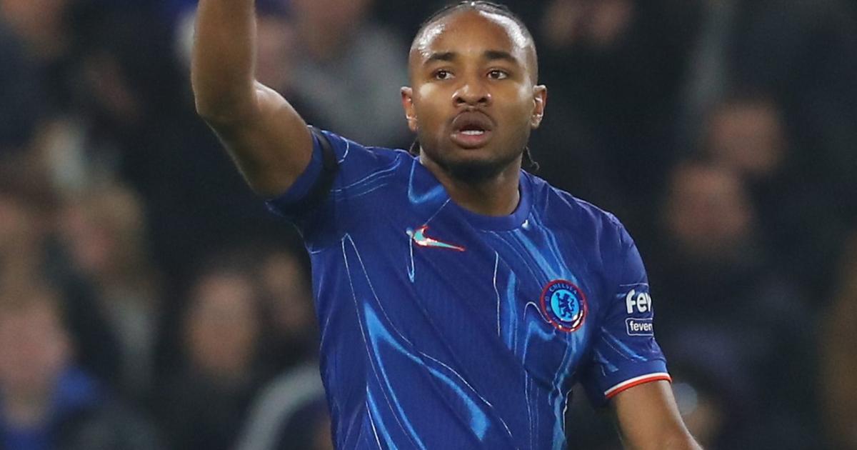 LIVE – サッカーの移籍市場: PSGがンクンク(チェルシー)への扉を閉ざし、ブライス・サンバがレンズに別れを告げる