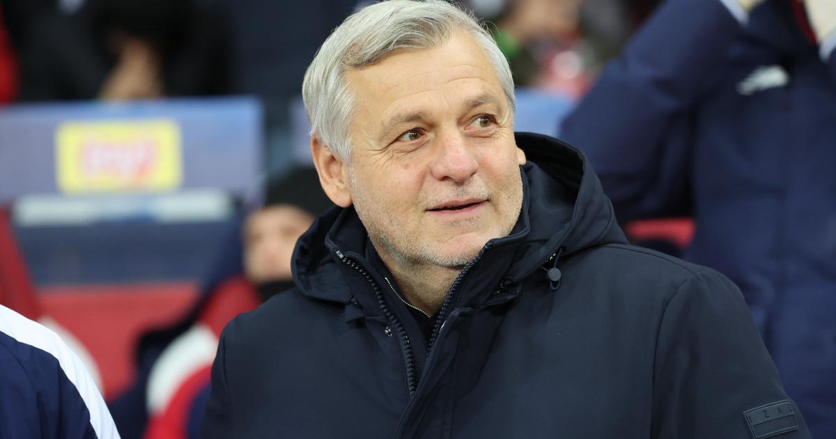 Regarder la vidéo Coupe de France : «fier» de la qualification lilloise, Bruno Genesio félicite son gardien Mannone