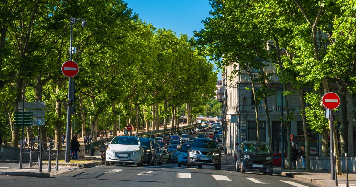Lyon en alerte orange pollution aux particules fines, la circulation ...