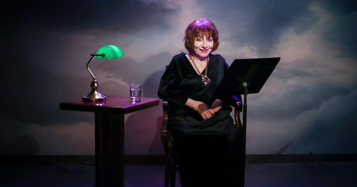 At 98, Judith Magre still on stage declares his love for Baudelaire