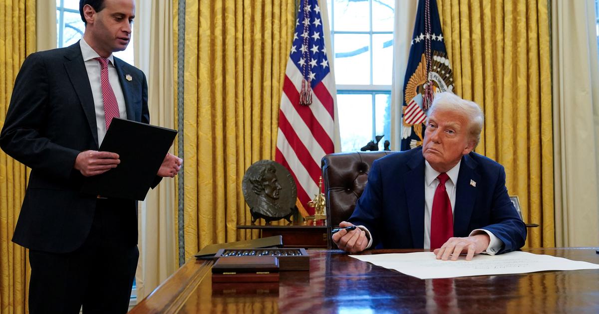カナダとメキシコを攻撃することにより、トランプは「彼の」自由貿易協定を踏む