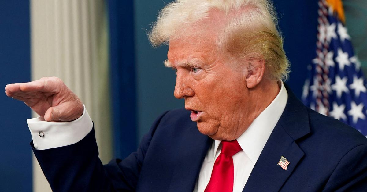 ドナルド・トランプは再びブリックを脅します