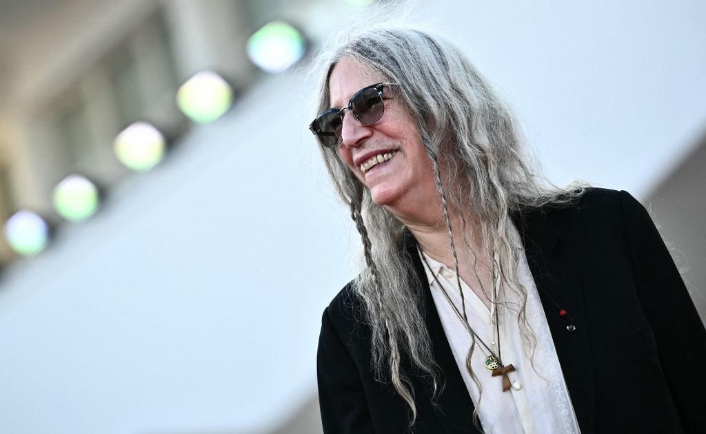 Patti Smith cancels a concert in Brazil after having passed out on stage