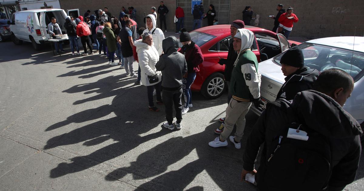 À tijuana, l’inquiétude de migrants latino-américains bloqués au pied du mur