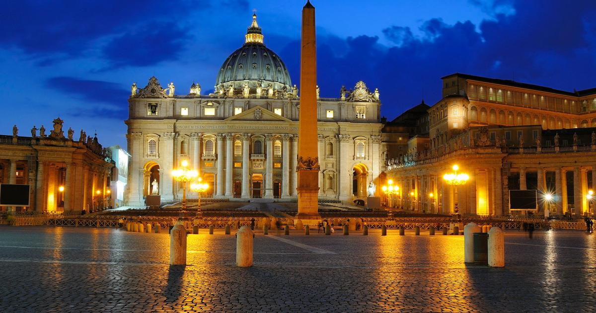 A man arrested after damaging the candelabras in the Saint-Pierre basilica