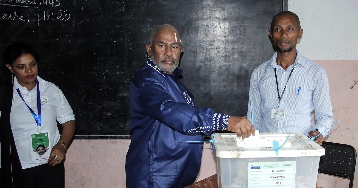 Comores: le chef de la police inculpé pour fraude de passeports