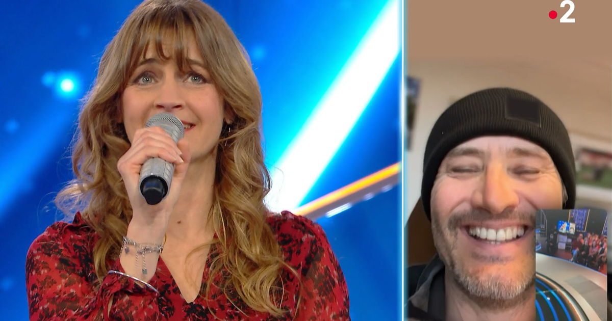 Je suis blonde et célibataire» : Nelly courtise Bixente Lizarazu dans «N'oubliez pas les paroles»