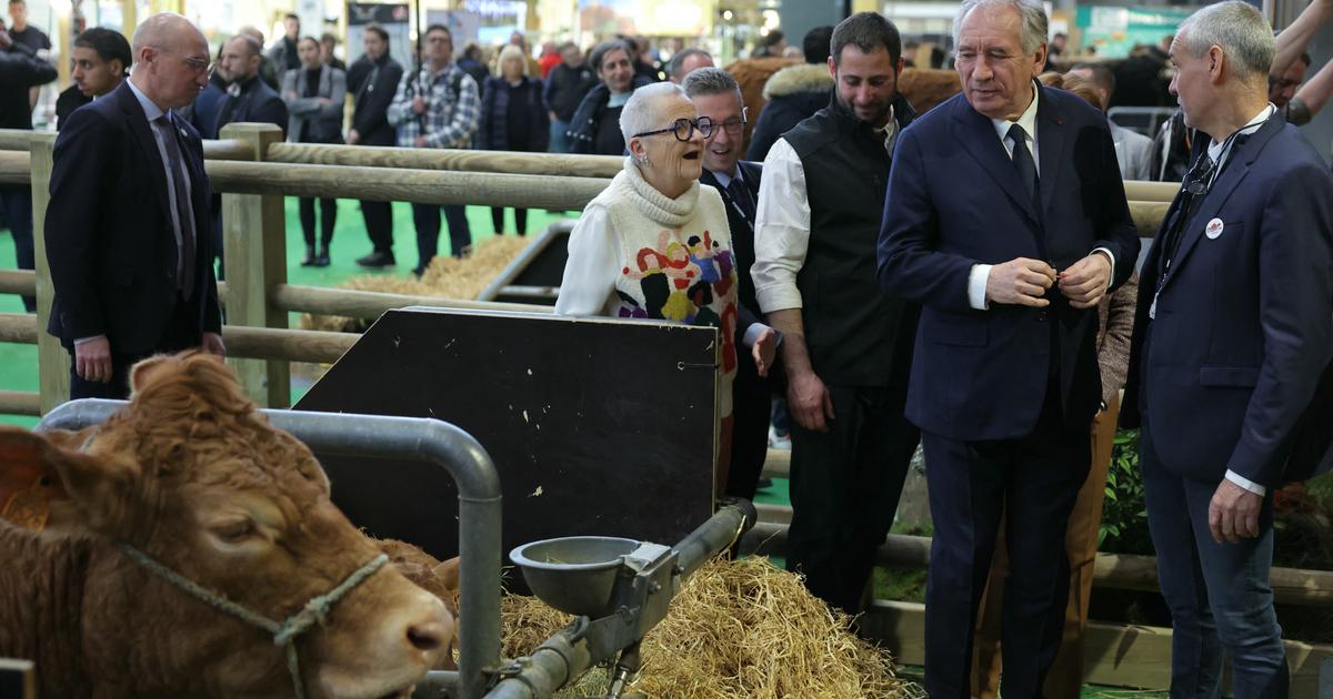 «C’est mon monde» : François Bayrou empathique au Salon de l’Agriculture