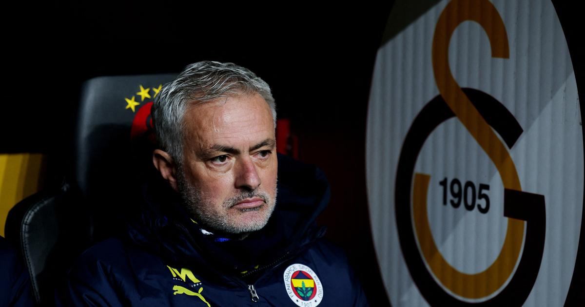 DrogbaとEssien Legendsは、人種差別で告発されたMourinhoを擁護します