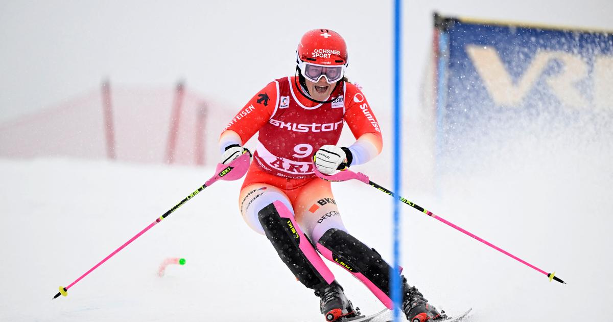 Ski alpin : Loïc Meillard en tête du slalom d'Hafjell après la première manche, Clément Noël bien placé