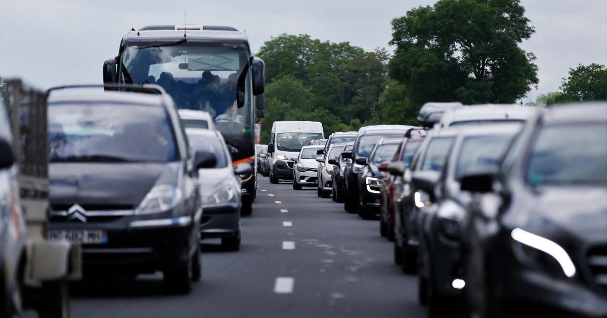 Yvelines : accident de quatre bus transportant des militaires sur l’A13, 36 blessés dont un grave