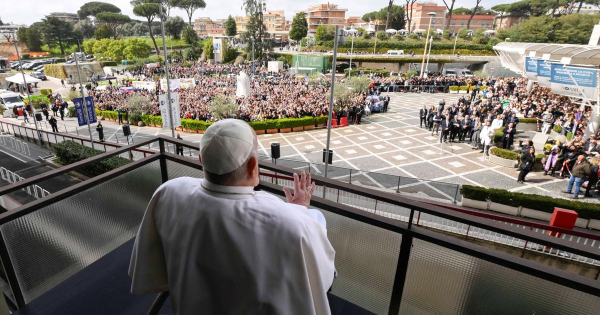 Le pape François apparaîtra en public pour Pâques malgré sa convalescence