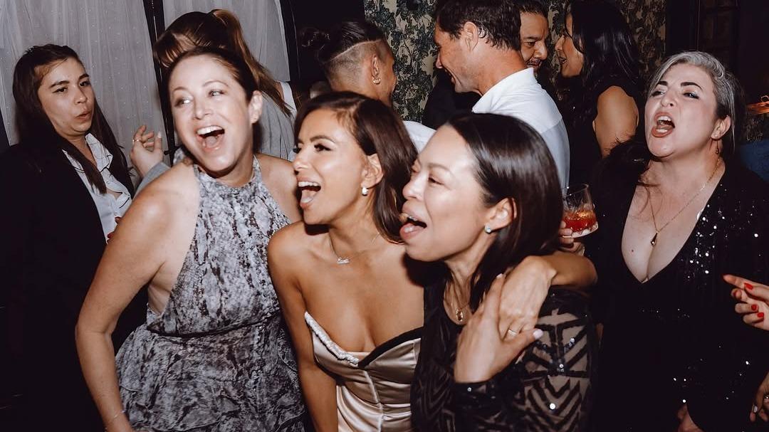 Abbaye millénaire et feu d’artifice : en photos, les 50 ans grandioses d’Eva Longoria aux portes de Paris