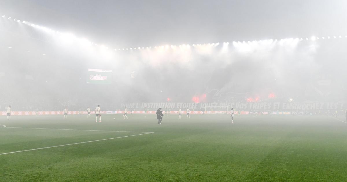 Live-Saint-Etienne-Lyon：中断された試合、発射体に襲われた審判