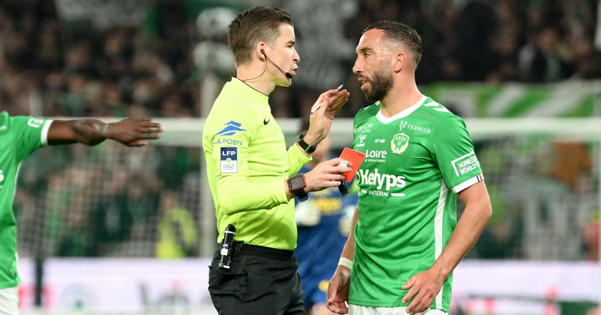 Saint-Etienne-Lyon : l’arbitre François Letexier a «reconnu une erreur», Tolisso encore fou de rage