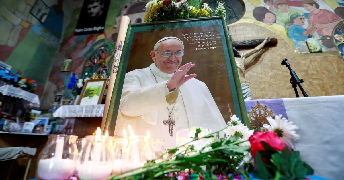 L’AVC du pape François est-il lié à son hospitalisation récente ?