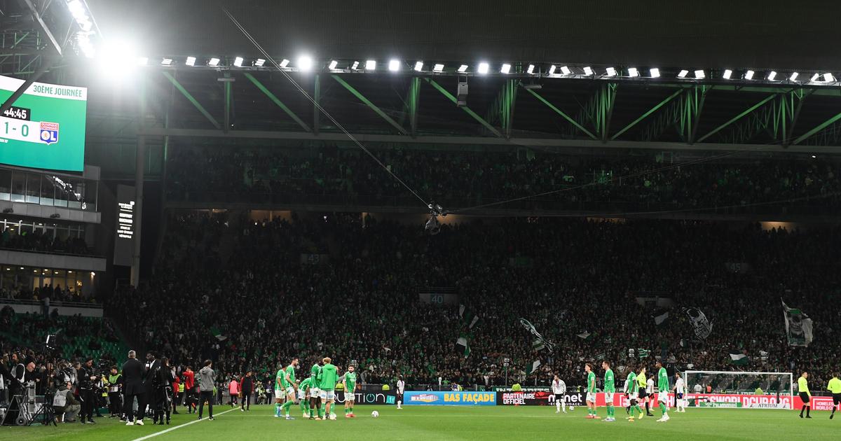 Saint-Étienne-Lyon : le supporter de l’ASSE qui a causé l’interruption du derby sera jugé le 13 octobre