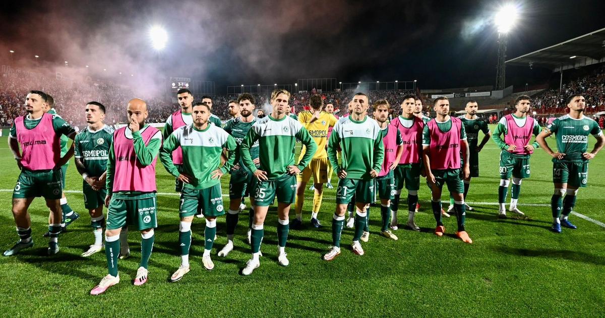 L’histoire miraculeuse d’Avellino, petit club de football italien promu dès qu’un pape décède ou démissionne