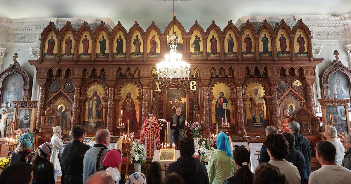 À Nice, des paroissiens sous le choc après que Poutine a mis la main sur leur église