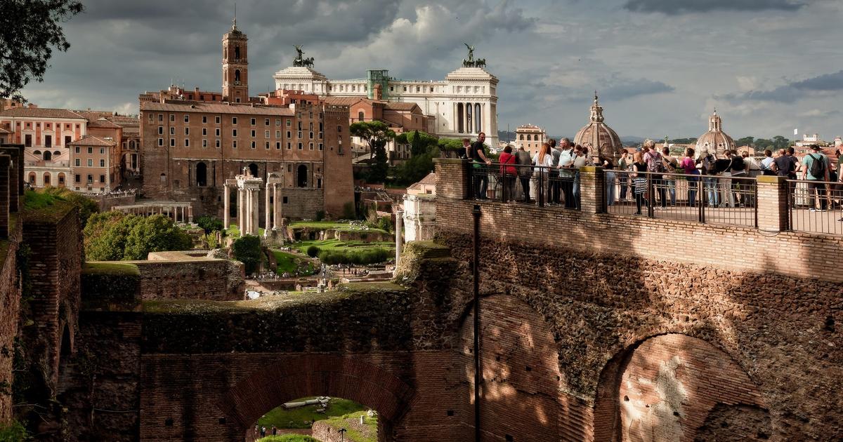 Paris’ Unique Twin City