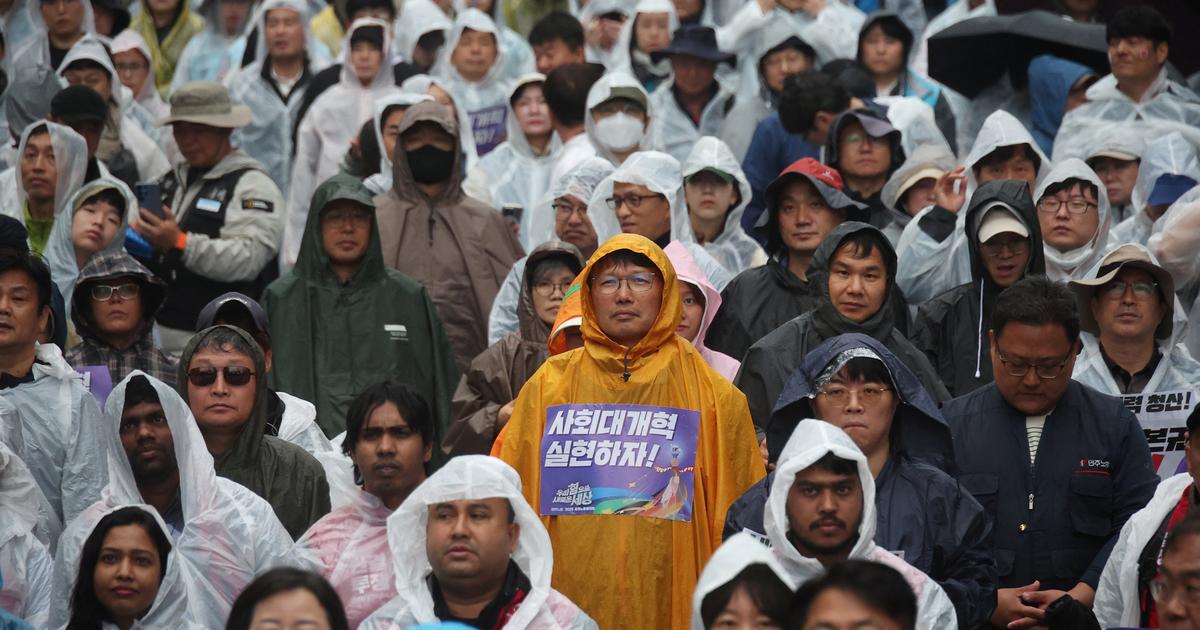 South Korea’s Political Crisis Deepens One Month Before Elections
