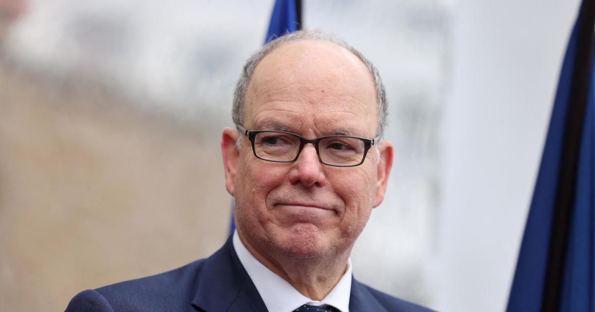 Albert de Monaco entouré de ses neveux Pierre Casiraghi et Louis ...
