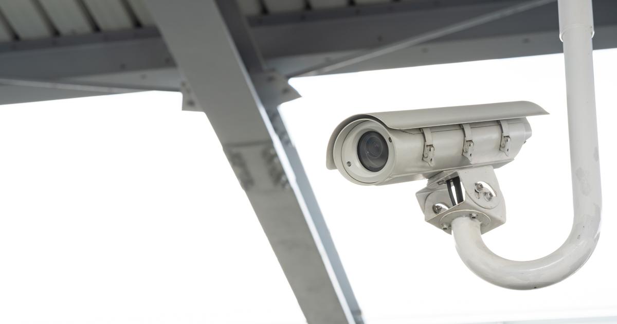 Dans les transports, sur la voie publique... Défendue par la droite, la reconnaissance faciale reste un tabou en France