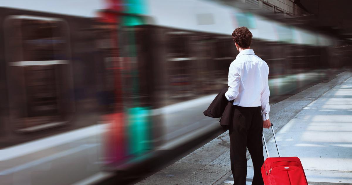 «La RATP se prend pour Ryanair» : oui, vous risquez une amende en prenant le métro avec une valise trop grande