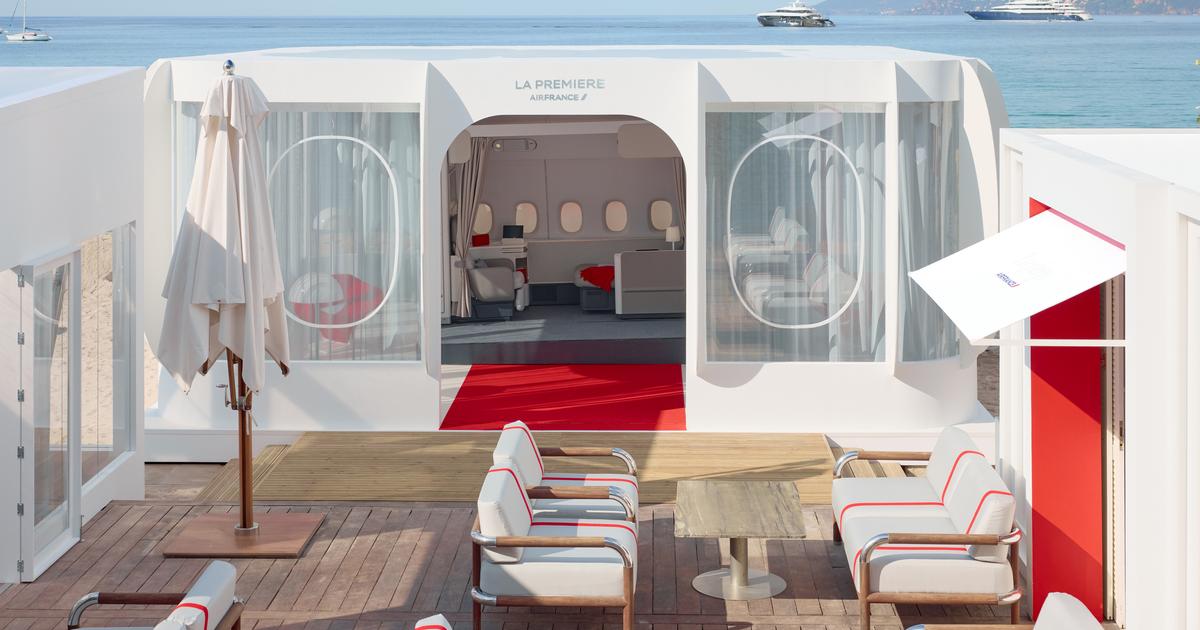 La plage Air France investit la Croisette