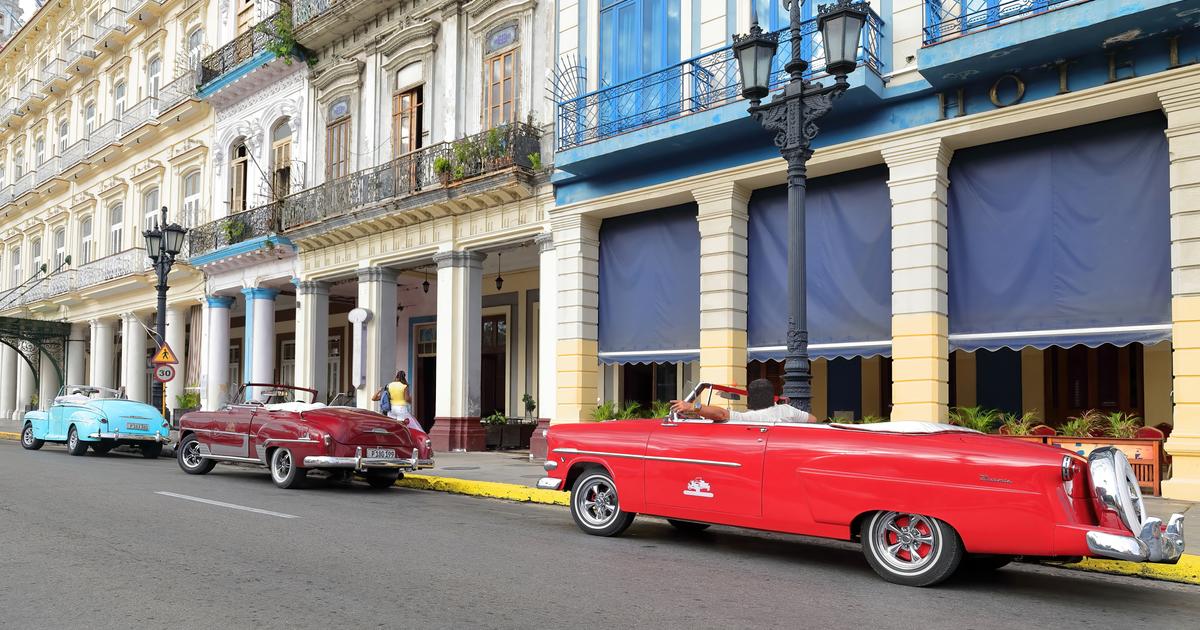 En visite à Cuba, la princesse Caroline de Monaco reçue par le président Diaz-Canel