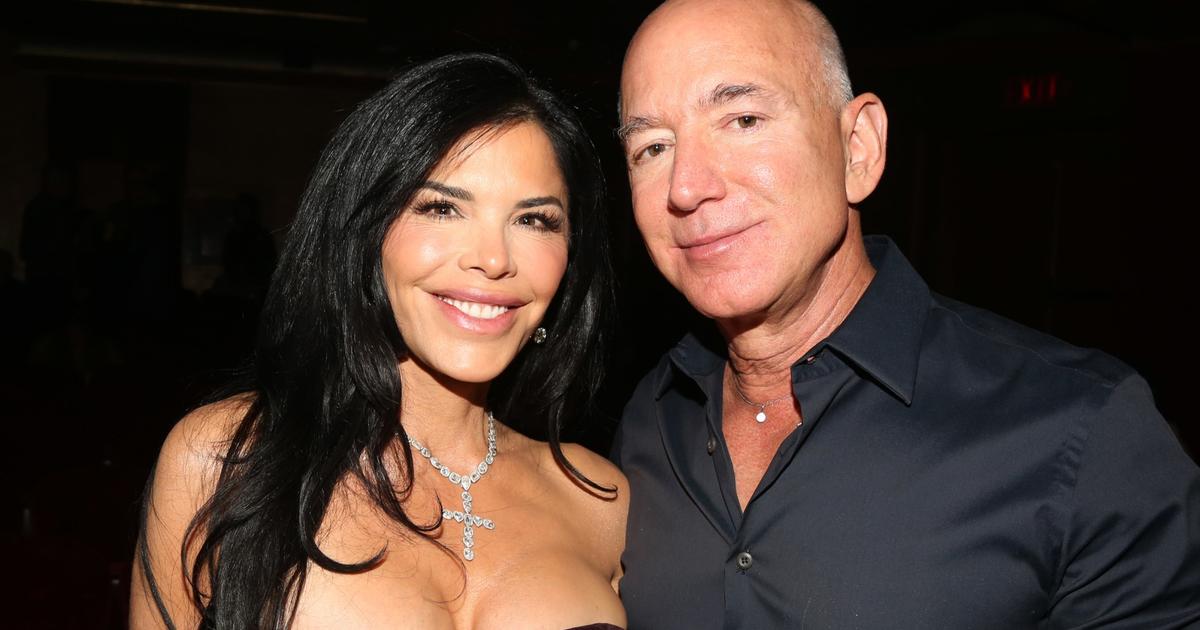 Lauren Sanchez et Jeff Bezos débarquent avec un look estival à Cannes