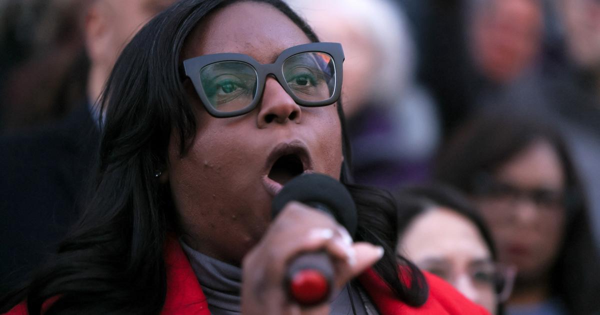 États-unis: une députée démocrate inculpée pour agression contre les forces de l’ordre devant un centre de détention