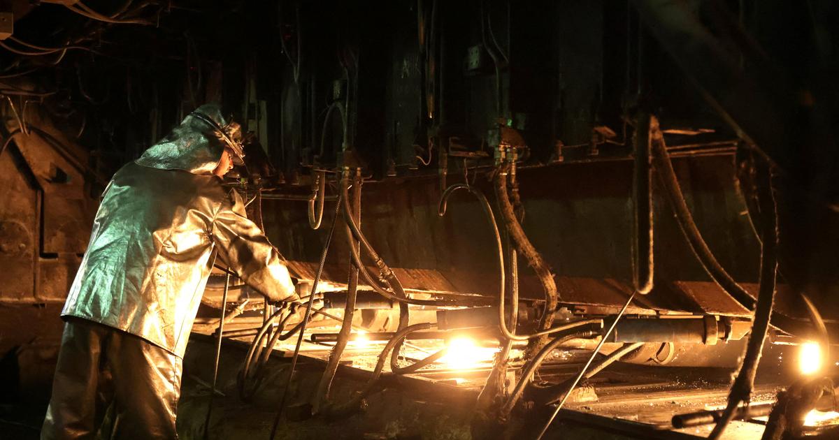Arcelormittal: 200 à 400 postes supplémentaires pourraient être délocalisés, selon un représentant des salariés