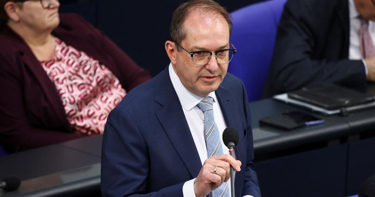 Allemagne : arrestation de plusieurs adolescents soupçonnés d’attaques contre des migrants