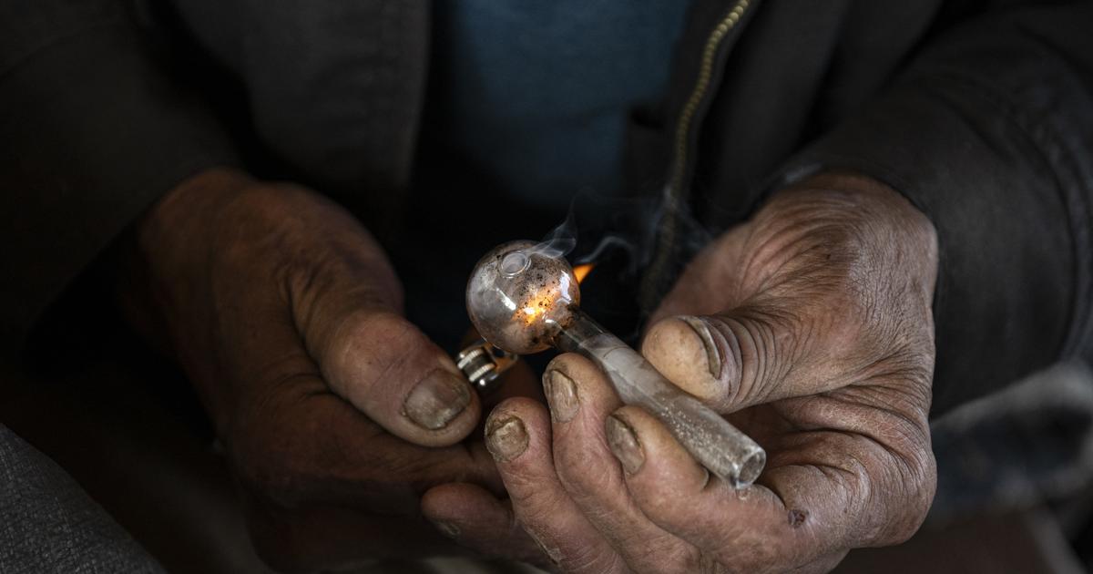États-Unis : il se présente avec de la drogue et un pistolet à son contrôle judiciaire