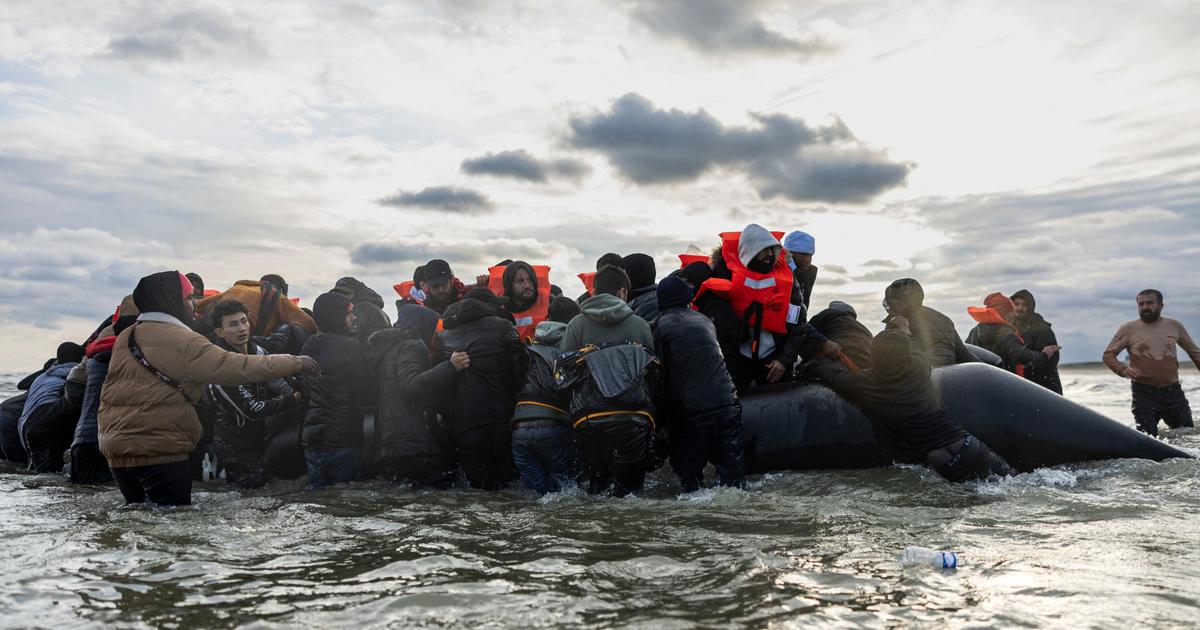 Espagne : une embarcation de migrants chavire dans un port des Canaries, au moins six morts