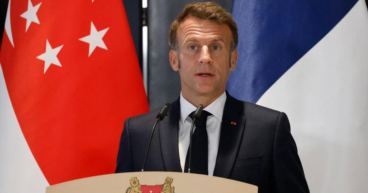 Guerre en ukraine : l’annonce d’éventuelles sanctions envers la russie est un «test de crédibilité» pour les états-unis, déclare macron