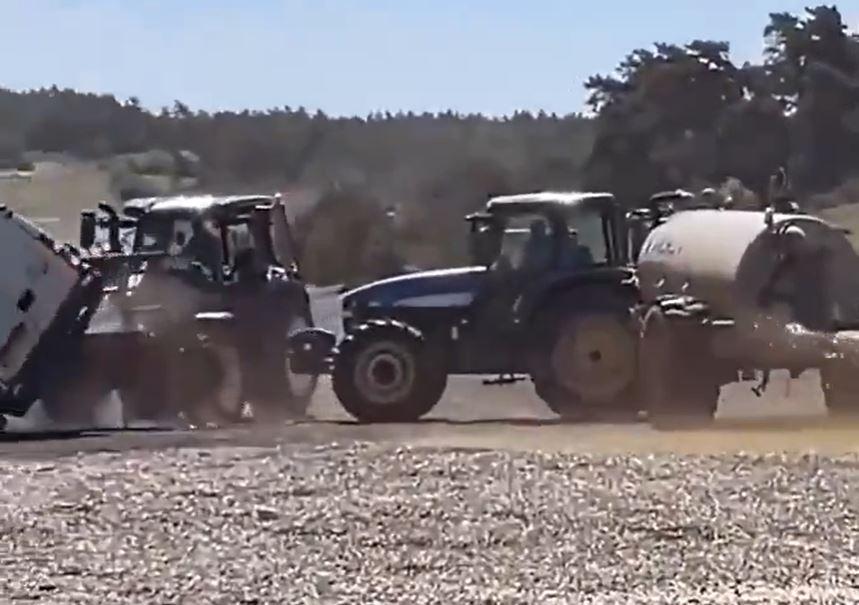 Barrages routiers, camion renversé : en Lozère, des agriculteurs se mobilisent pour empêcher la tenue d’une rave party