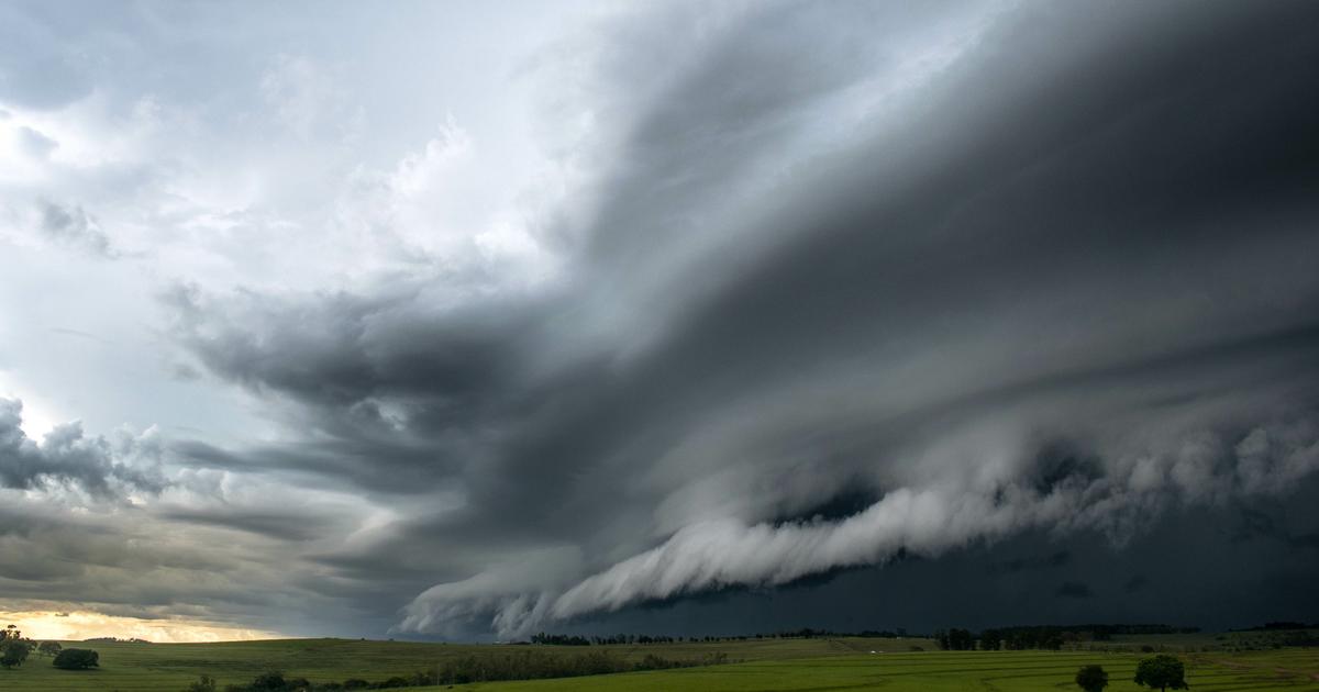 France Storms: Yellow Alerts Issued – Tuesday Forecast