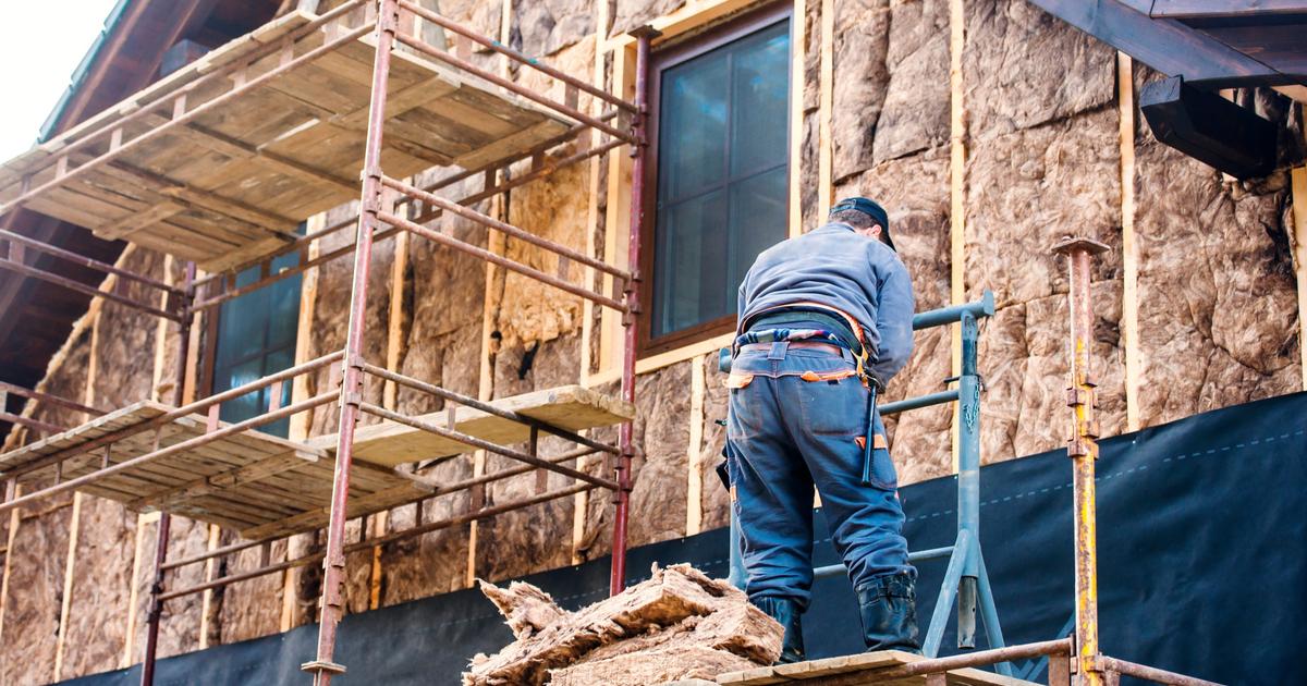 建物内の政府政策の矛盾