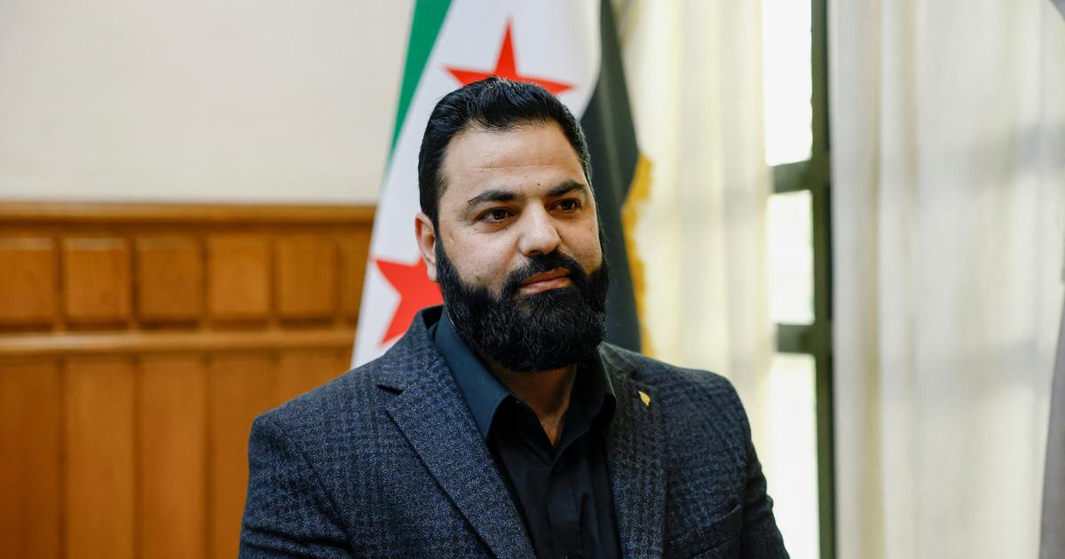 Trump met fin aux sanctions contre la Syrie, sauf pour Assad