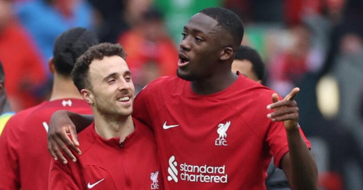 «Qu’André et toi puissiez reposer en paix», l’hommage de Konaté à Diogo Jota, dont le numéro 20 sera retiré à Liverpool